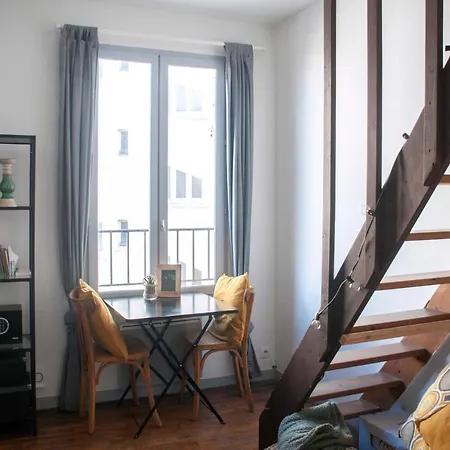 Charming Duplex Near The Eiffel Tower